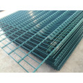 Electro Galvanized Or Hot Galvanized 4x4 Welded Chain Link Wire Mesh Fence